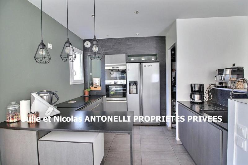 Maison - 147 m² - 6 pièces