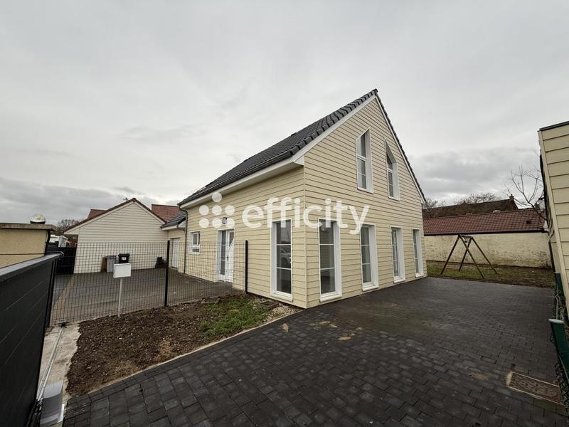 Maison - 153 m² - 8 pièces