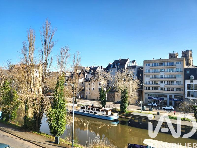 Appartement - 94 m² - 5 pièces