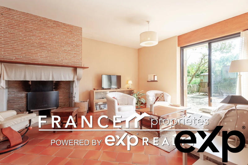 Maison - 223 m² - 7 pièces