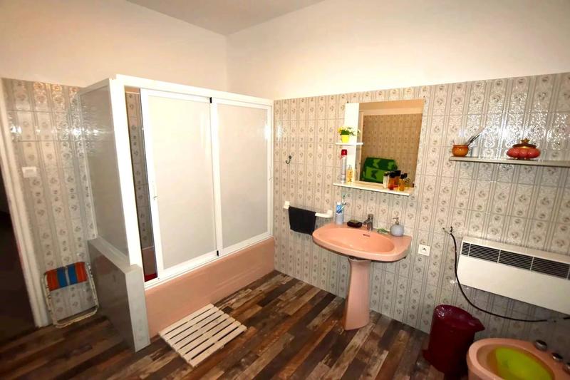 Maison - 104 m² - 4 pièces