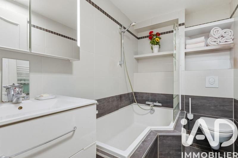 Maison - 88 m² - 6 pièces