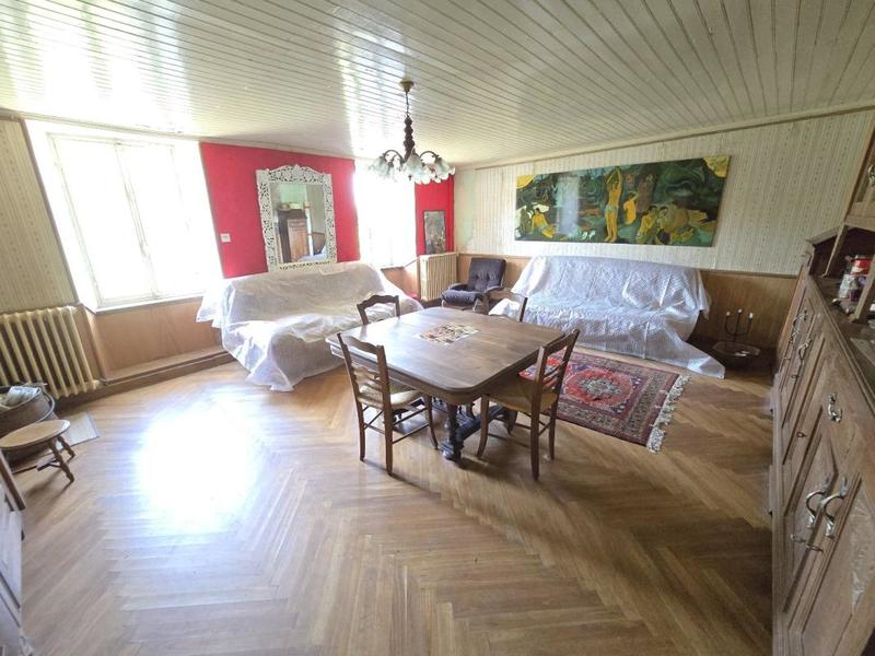 Corps de ferme - 237 m² - 9 pièces