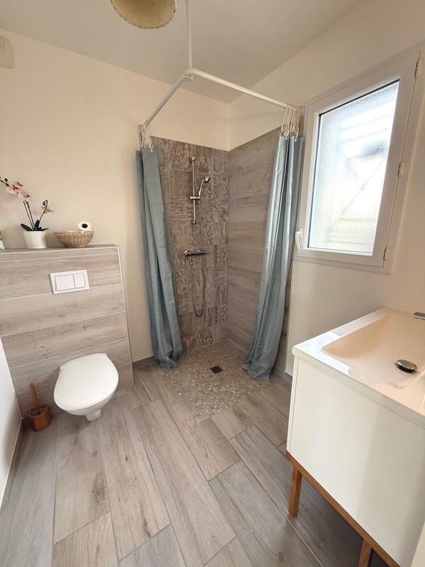 Maison contemporaine - 121 m² - 6 pièces