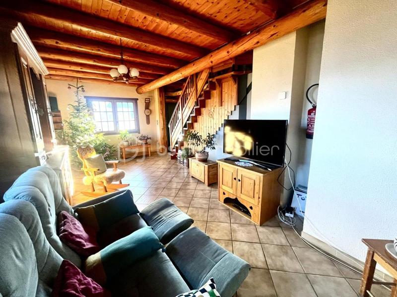 Maison - 110 m² - 4 pièces