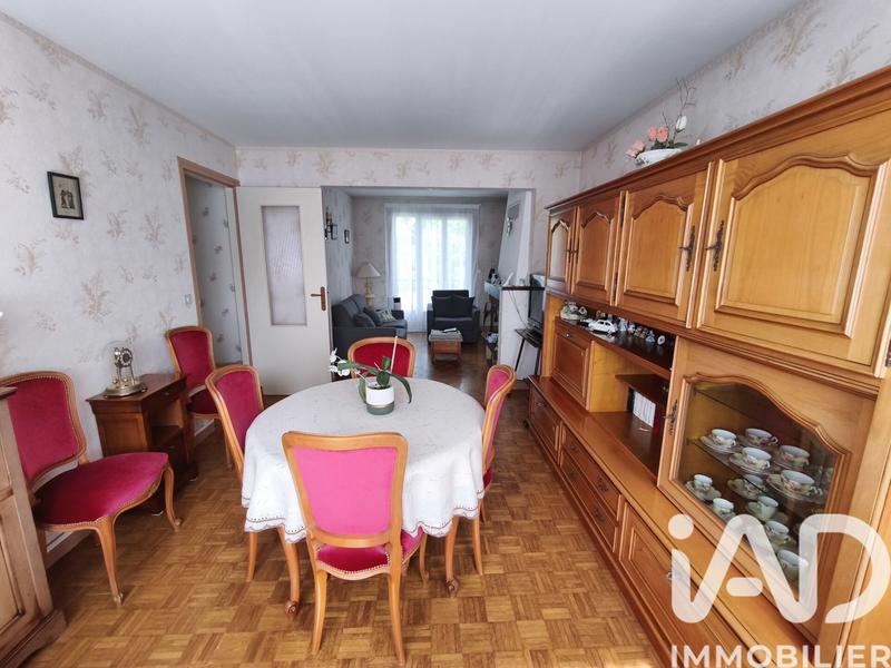 Maison - 96 m² - 5 pièces