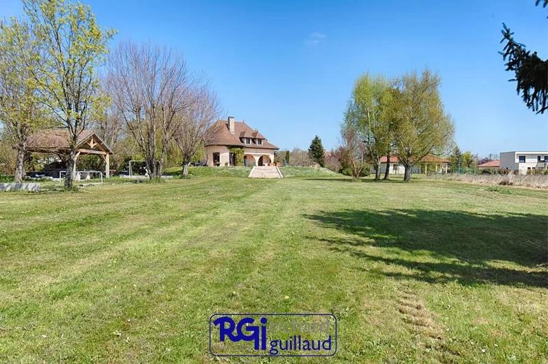 Maison - 138 m² - 5 pièces