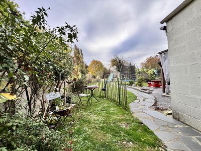 Maison de ville - 90 m² - 6 pièces