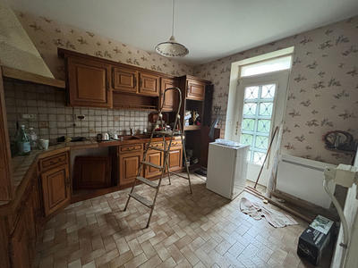 Maison - 99 m² - 5 pièces