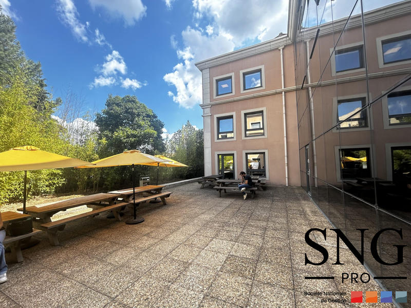 Bureau - 94 m² - 4 pièces