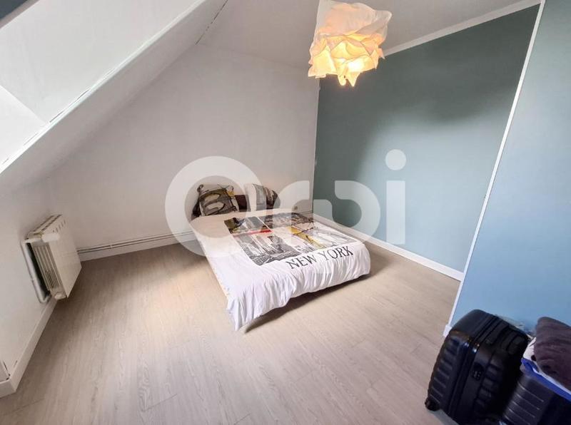 Maison - 137 m² - 6 pièces