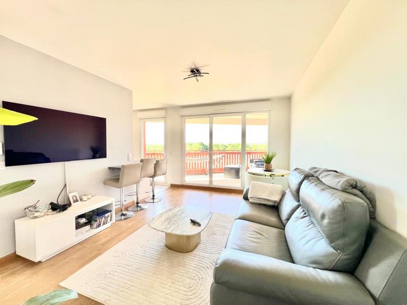 Appartement - 57 m² - 3 pièces