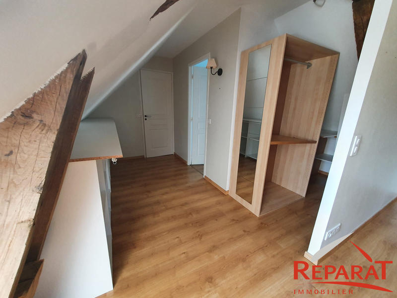 Maison - 180 m² - 7 pièces