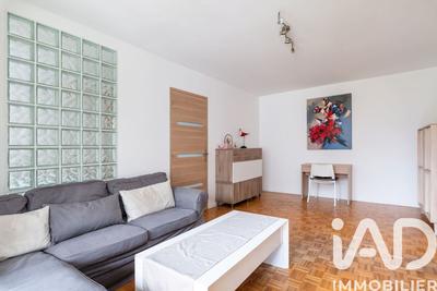 Appartement - 100 m² - 4 pièces