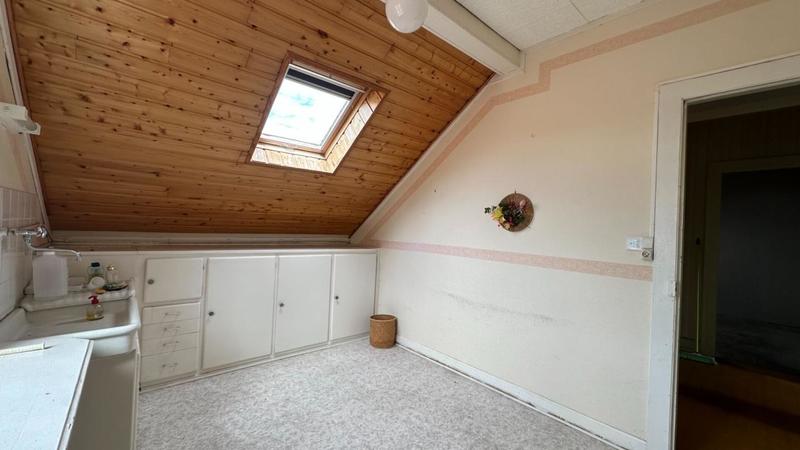 Maison - 190 m² - 9 pièces