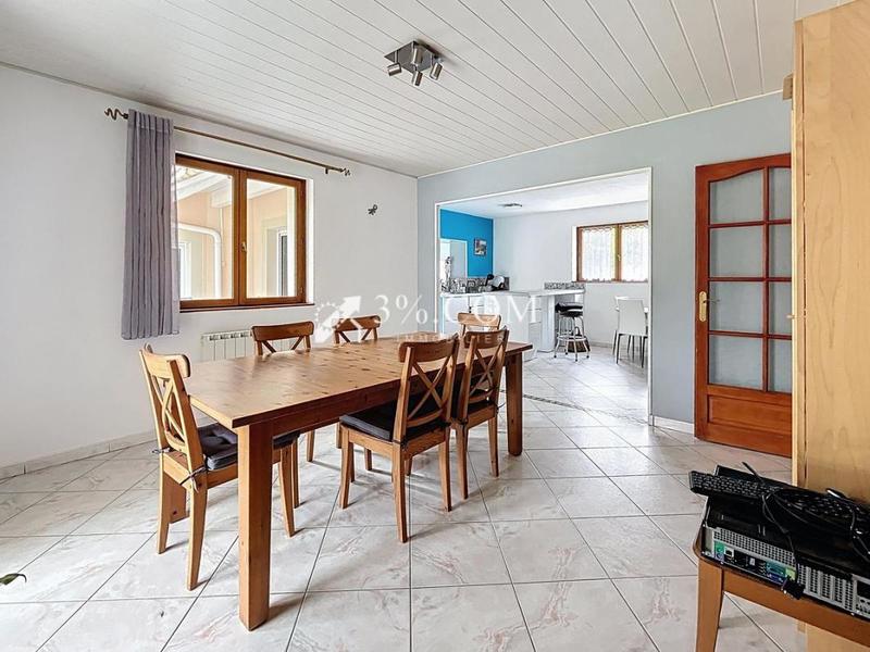 Maison - 268 m² - 11 pièces