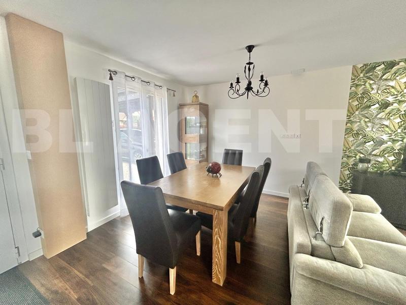 Maison - 104 m² - 5 pièces