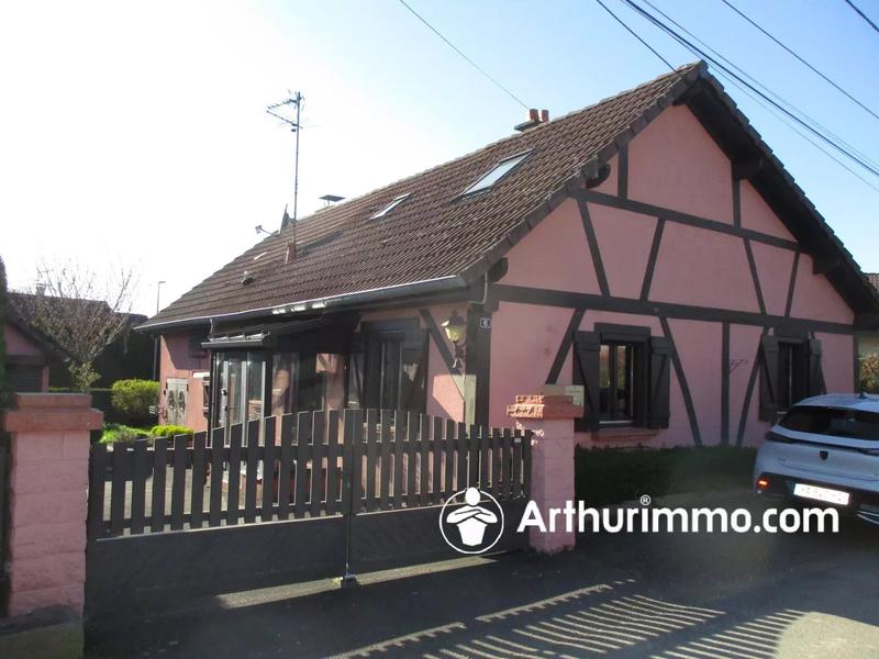 Maison - 80 m² - 5 pièces