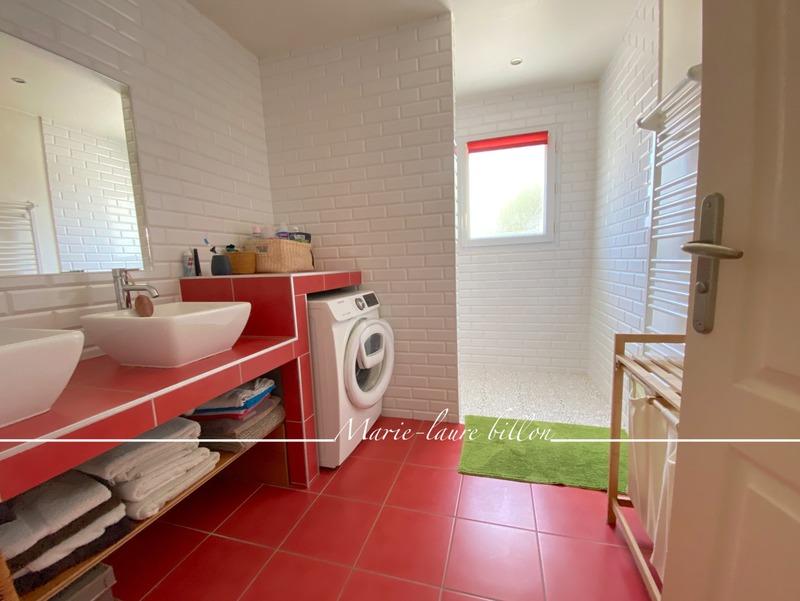 Maison - 199 m² - 7 pièces