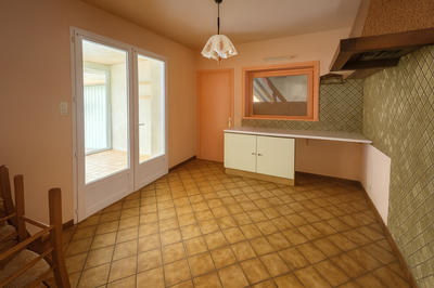 Maison - 98 m² - 4 pièces