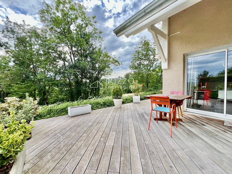 Maison - 110 m² - 4 pièces