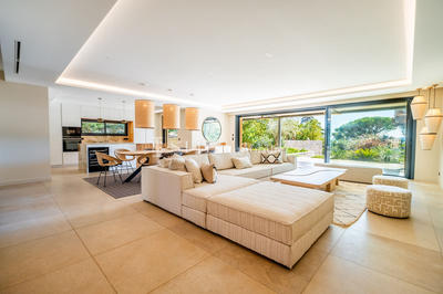 Villa - 350 m² - 7 pièces