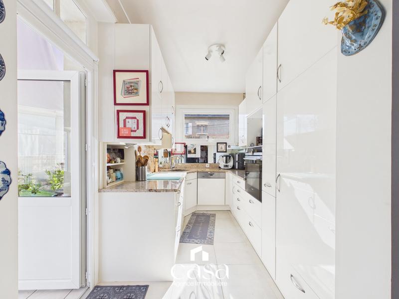 Maison - 160 m² - 8 pièces