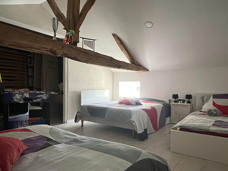 Maison - 227 m² - 5 pièces