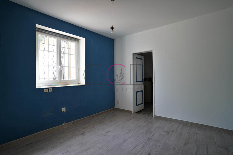 Villa - 235 m² - 9 pièces