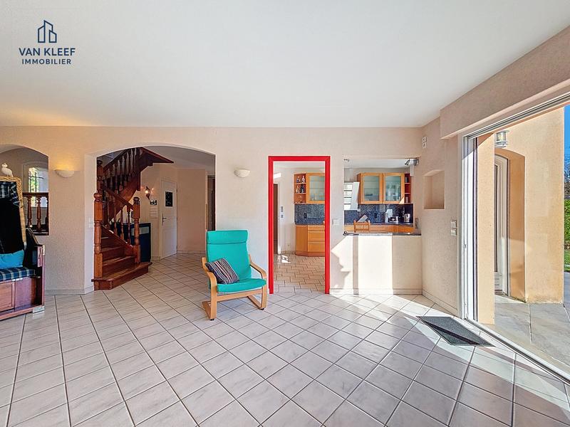 Villa - 180 m² - 7 pièces