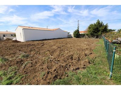Terrain constructible - 403 m²