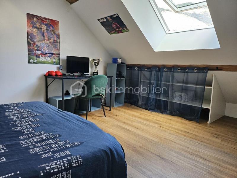 Maison de village - 252 m² - 8 pièces