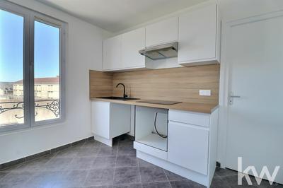 Immeuble - 100 m² - 2 pièces