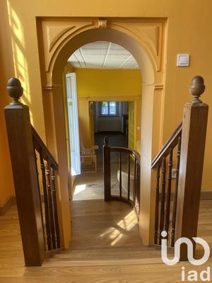 Maison - 153 m² - 9 pièces