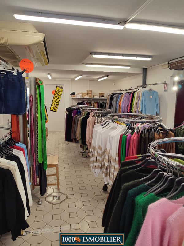 Local commercial - 142 m²