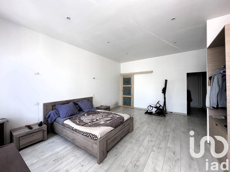 Maison - 185 m² - 5 pièces