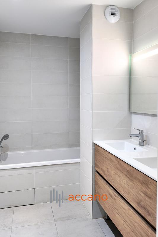 Appartement - 75 m² - 3 pièces