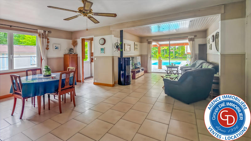 Maison - 129 m² - 6 pièces