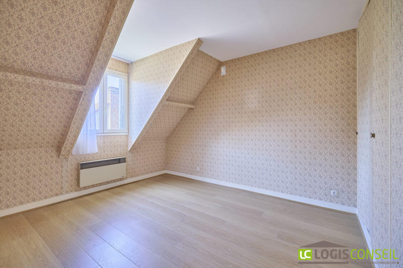 Maison traditionnelle - 120 m² - 5 pièces