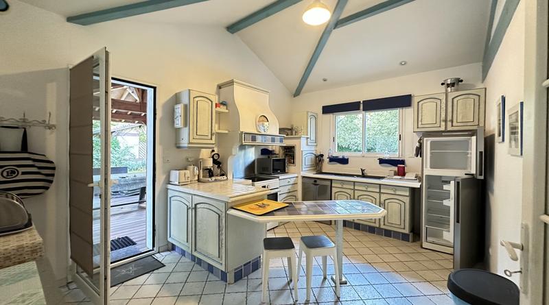 Maison contemporaine - 205 m² - 8 pièces