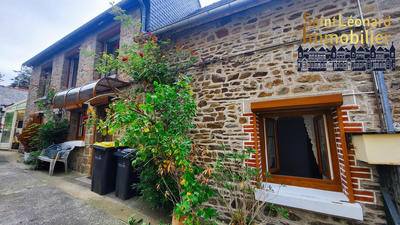 Maison traditionnelle - 158 m² - 8 pièces