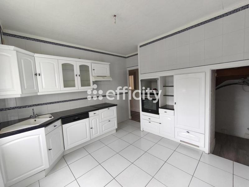 Maison - 156 m² - 7 pièces