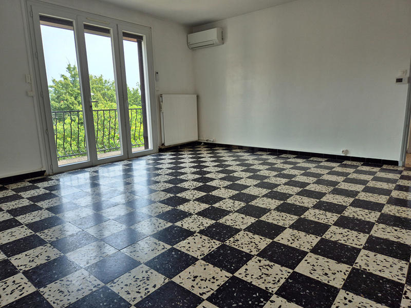 Appartement - 95 m² - 4 pièces