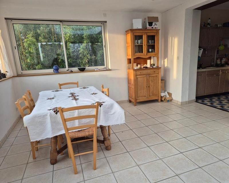 Maison - 240 m² - 9 pièces