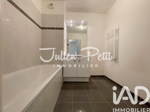 Appartement - 59 m² - 3 pièces