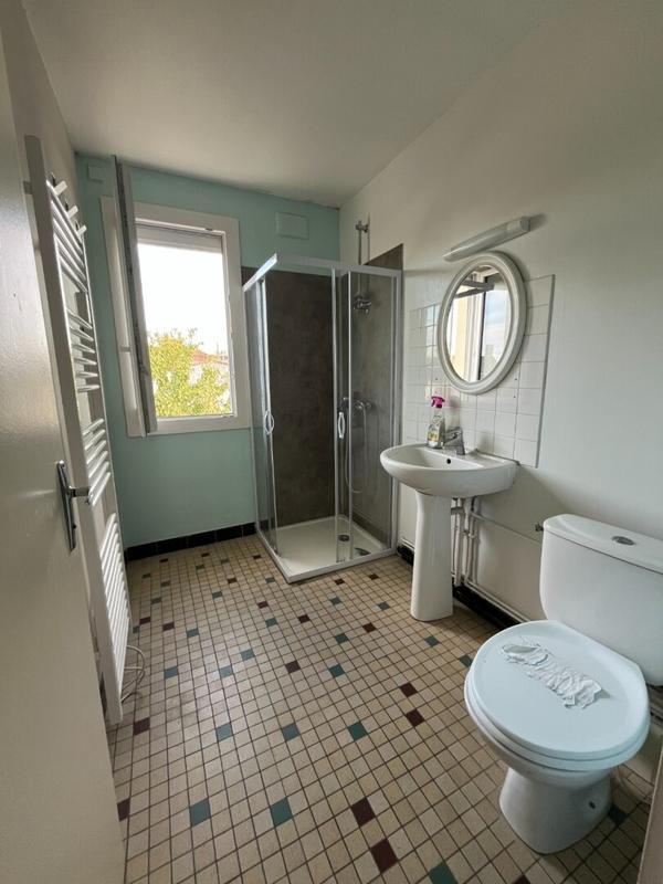 Maison - 94 m² - 5 pièces