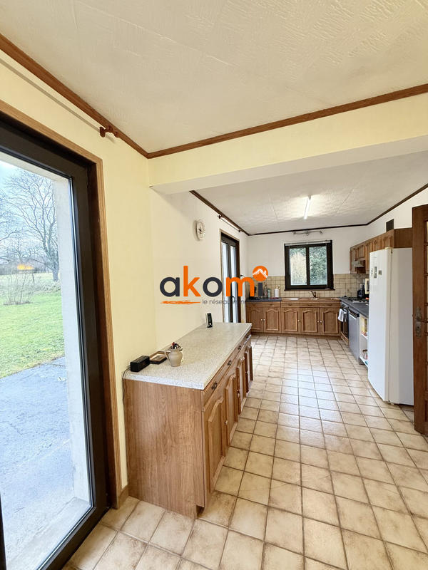 Maison - 167 m² - 8 pièces