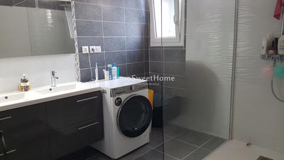 Villa - 201 m² - 7 pièces