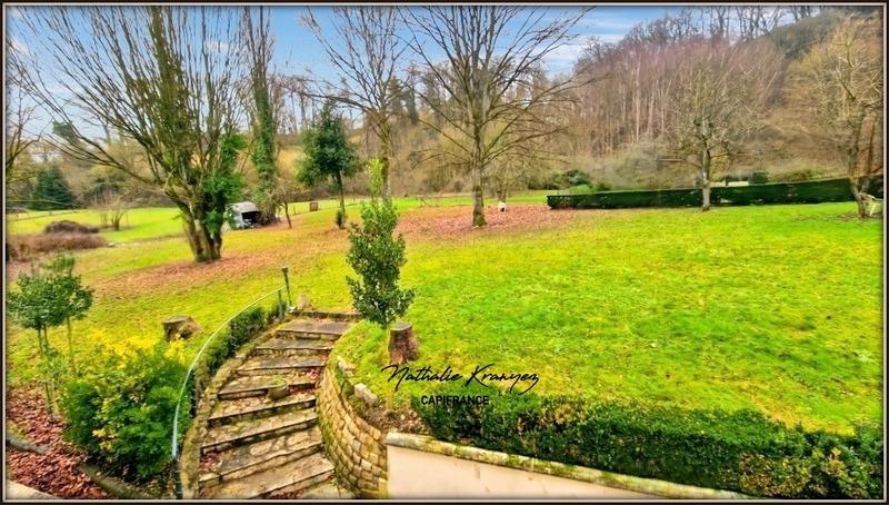 Maison - 243 m² - 8 pièces