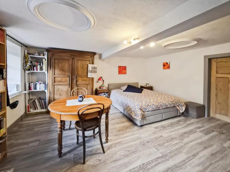 Maison - 195 m² - 6 pièces